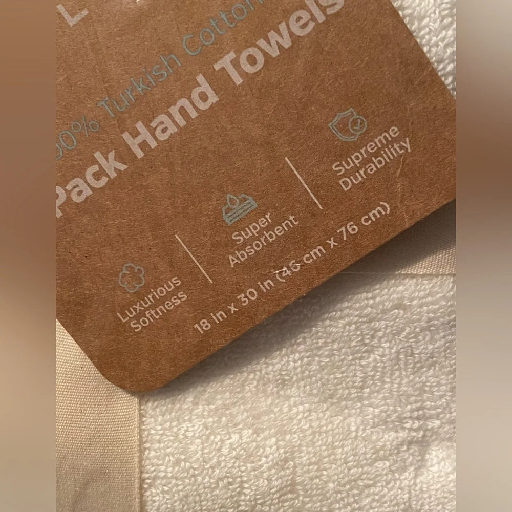 Luxurious Egyptian Cotton Wellbe Cream White Hand Towels 2 Pack New in Package